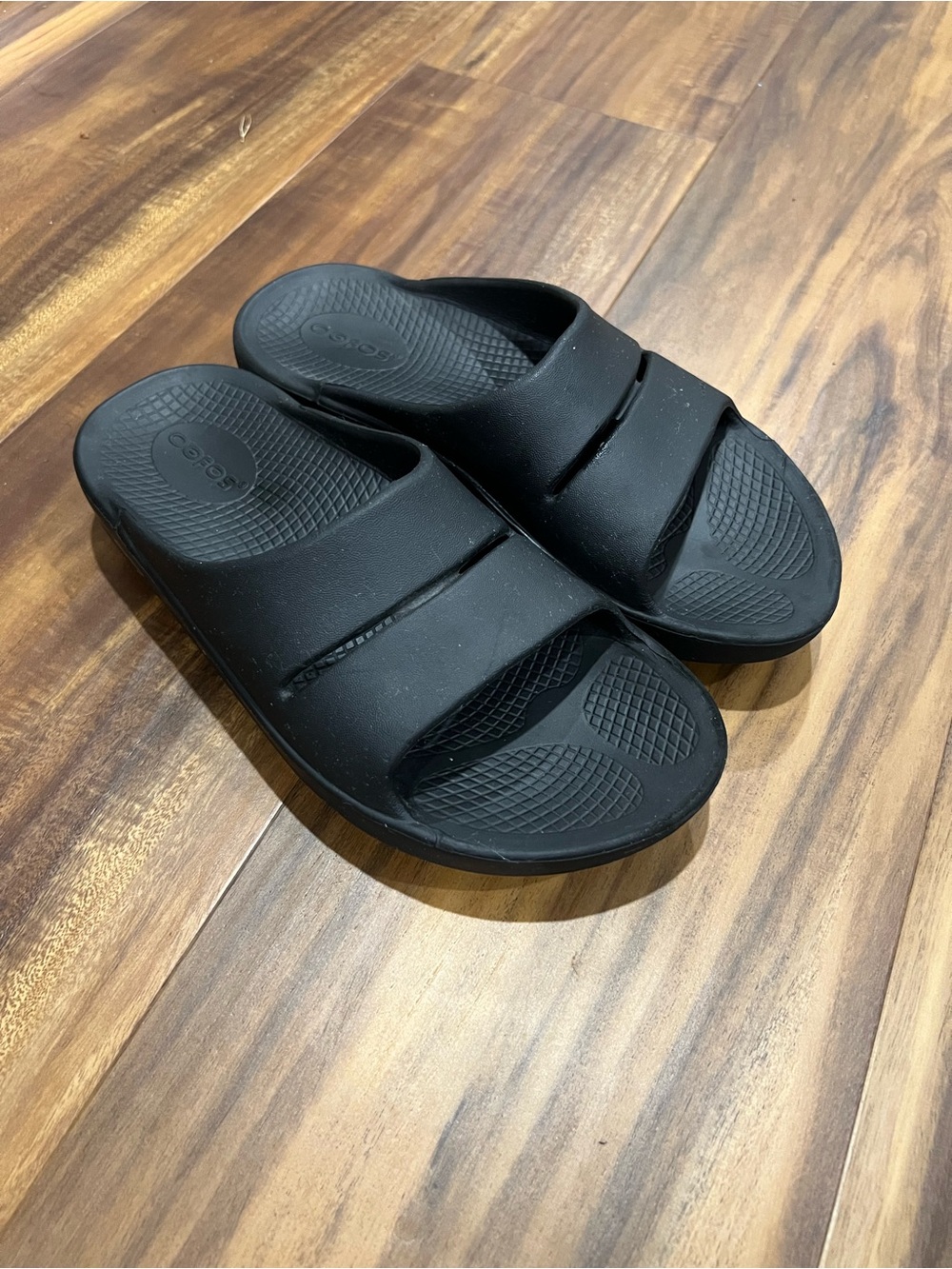 OOFOS Black Women's Slide Sandals